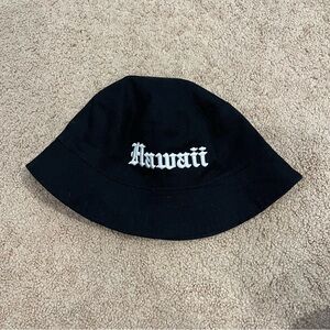 HAWAII bucket hat